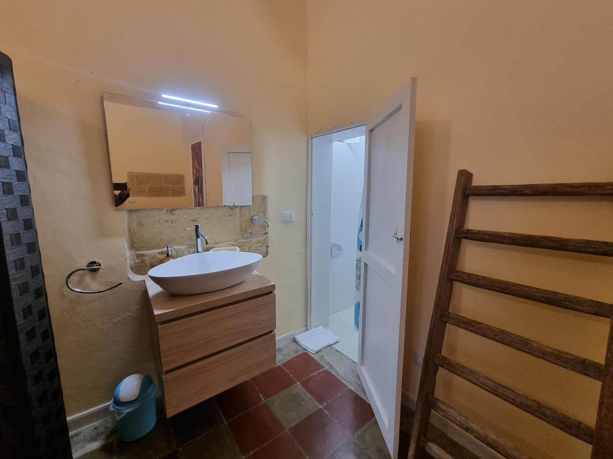 La Volta Bed & Breakfast Lecce Bagian luar foto